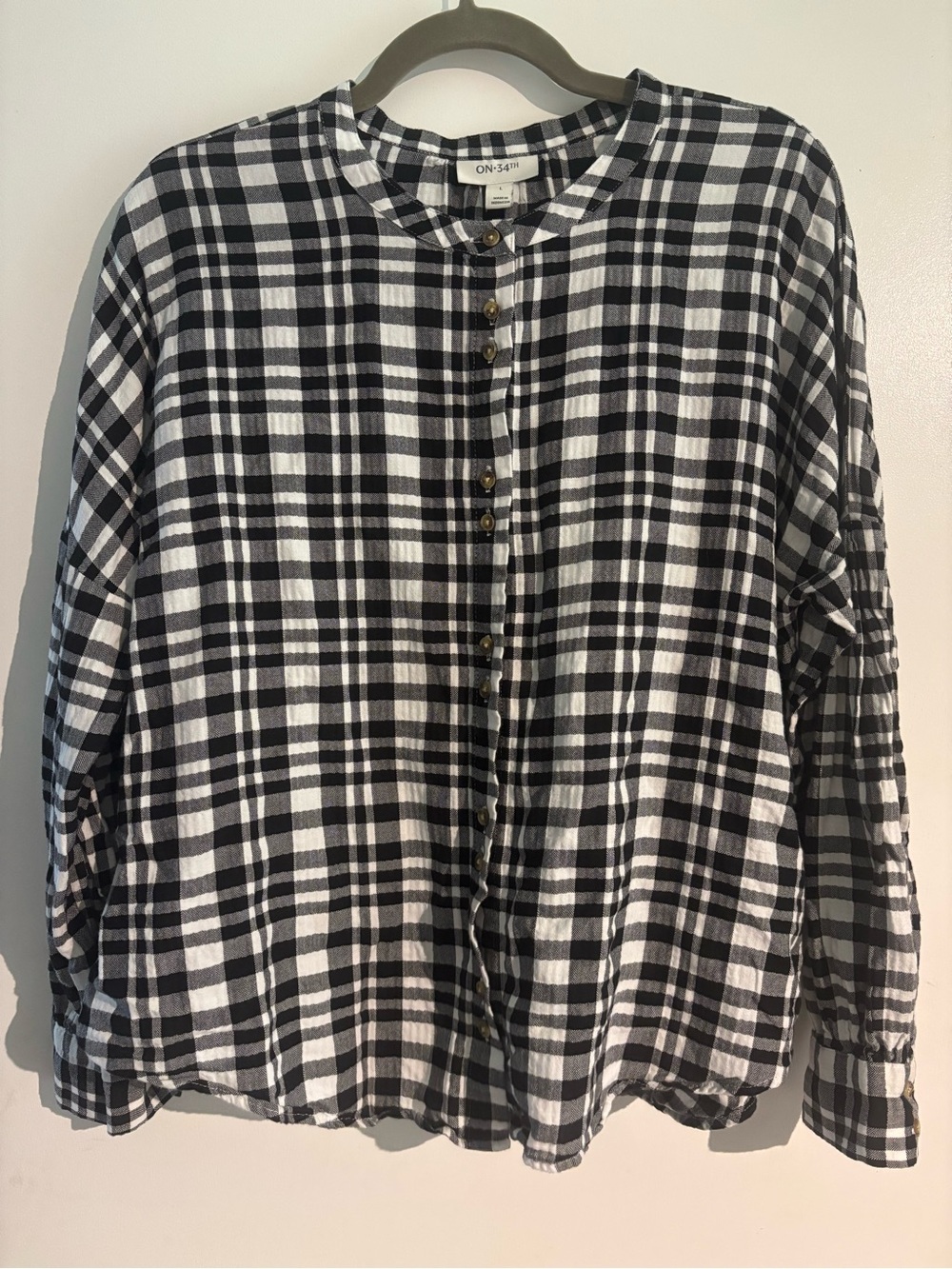ON 34TH Black & White Plaid Button Front Shirt